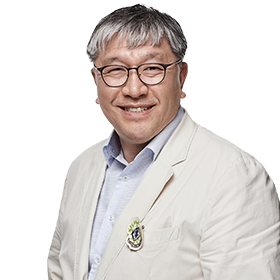  Jin-Hyoung Kang Specialty : Lung Cancer, Head and Neck Cancer, Melanoma-Doctors list-Travocure
