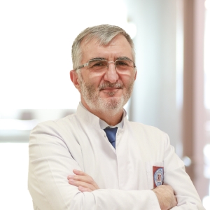 Assoc. Dr. Mustafa Izmirli RADIATION ONCOLOGY-Travocure-Doctors list- IAU VM