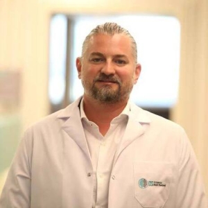  Dr. Necati Alp TABAK NPISTANBUL Brain Hospital-Travocure