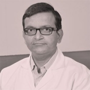 DR. DHEERAJ GUPTA Ophthalmologist 26 Years Experience-Travocure