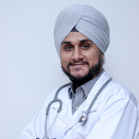 Dr. Manmeet Singh Jhawar MBBS, MD Medicine, DM(Nephrology) Senior Consultant & HOD - Nephrology Department-Travocure
