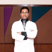 Dr. Gaurav Jain Consultant Orthopedic MBBS, DNB Orthopedic Consultant Orthopedic-Travocure- GBH American Hospital