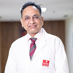 Dr. Neeraj Jain Director - Interventional Cardiology-Travocure