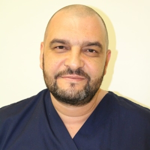 Dr. Emil Kostov Dentist-Travocure